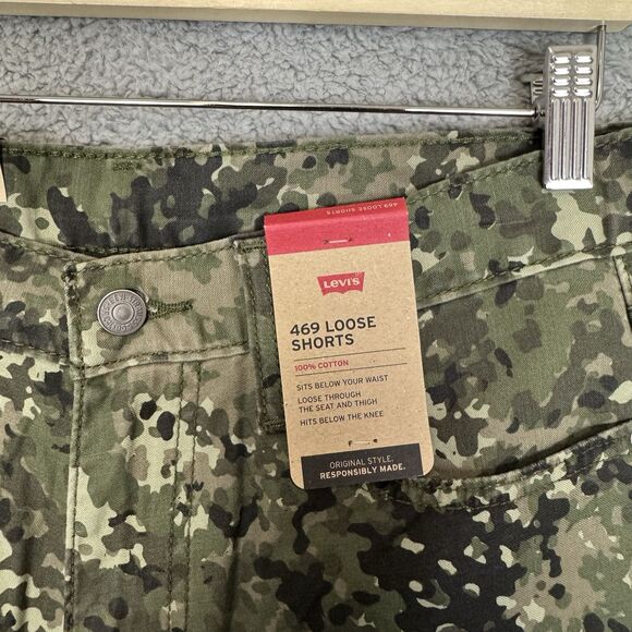 Levis 469 Shorts Mens 29 Green Camo Cotton Flat Front Jorts Causal Skater NWT - Picture 2 of 8